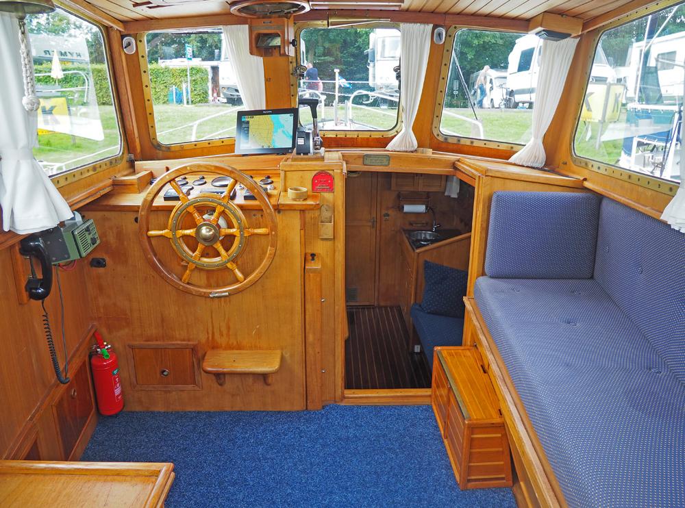 Steuerhaus, Innenausstattung